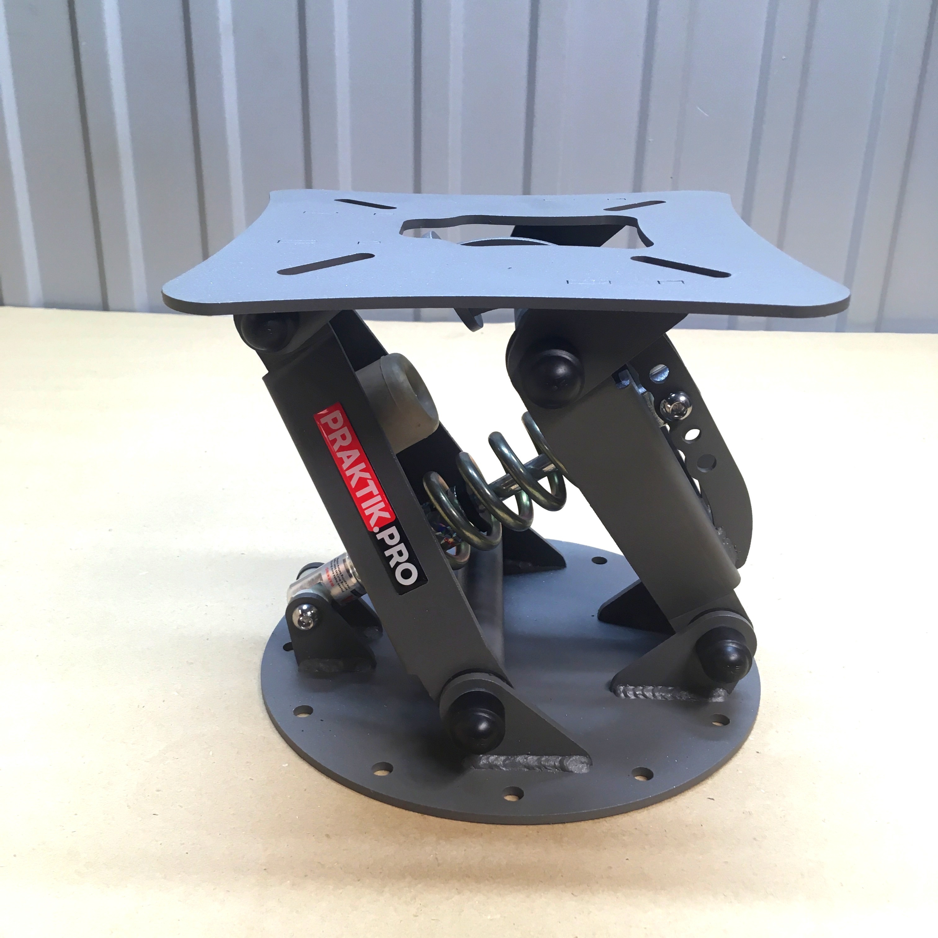 Стойка амортизационная Практик 200 V2, оцинкованная, черная (производятся только серые) Стойка амортизационная Практик 200 V2, оцинкованная, черная (производятся только серые)