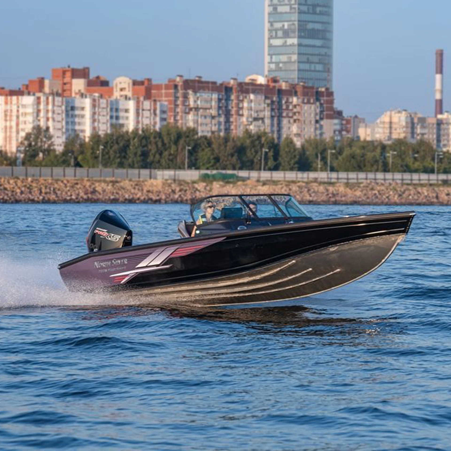 Катер NorthSilver 700M Fish Sport