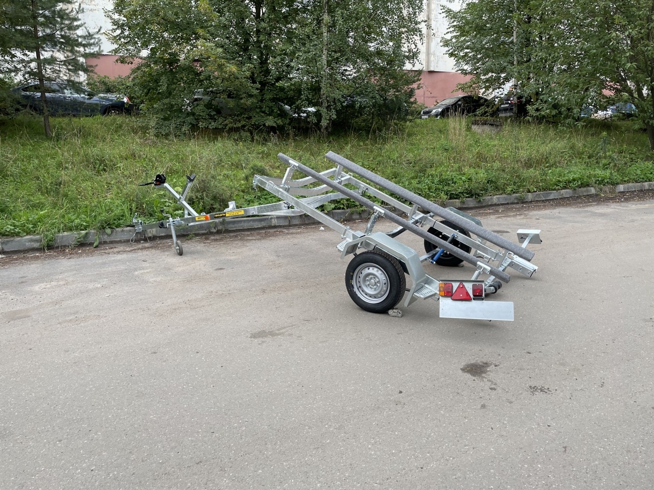 ЛАВ-81014С