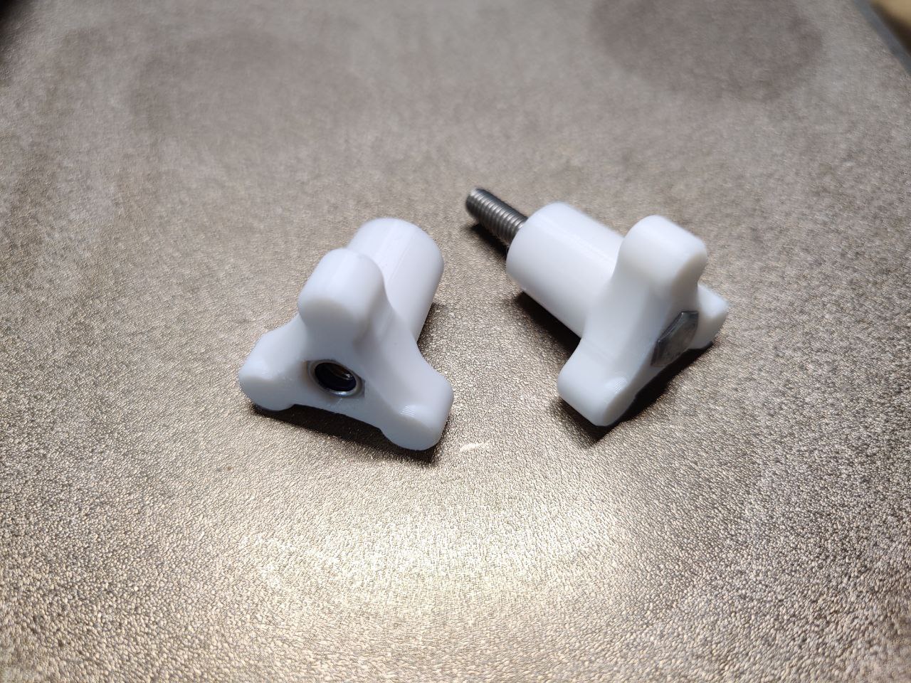 Ручка (барашек) треугольный М6. Удлиненный. Цвет белый. К-т 2шт Прокатись.Ру Ручка (барашек) треугольный М6. Удлиненный. Цвет белый. К-т 2шт Прокатись.Ру