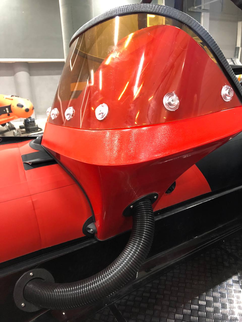 Консоль СПОРТ на баллон со стеклом, красный