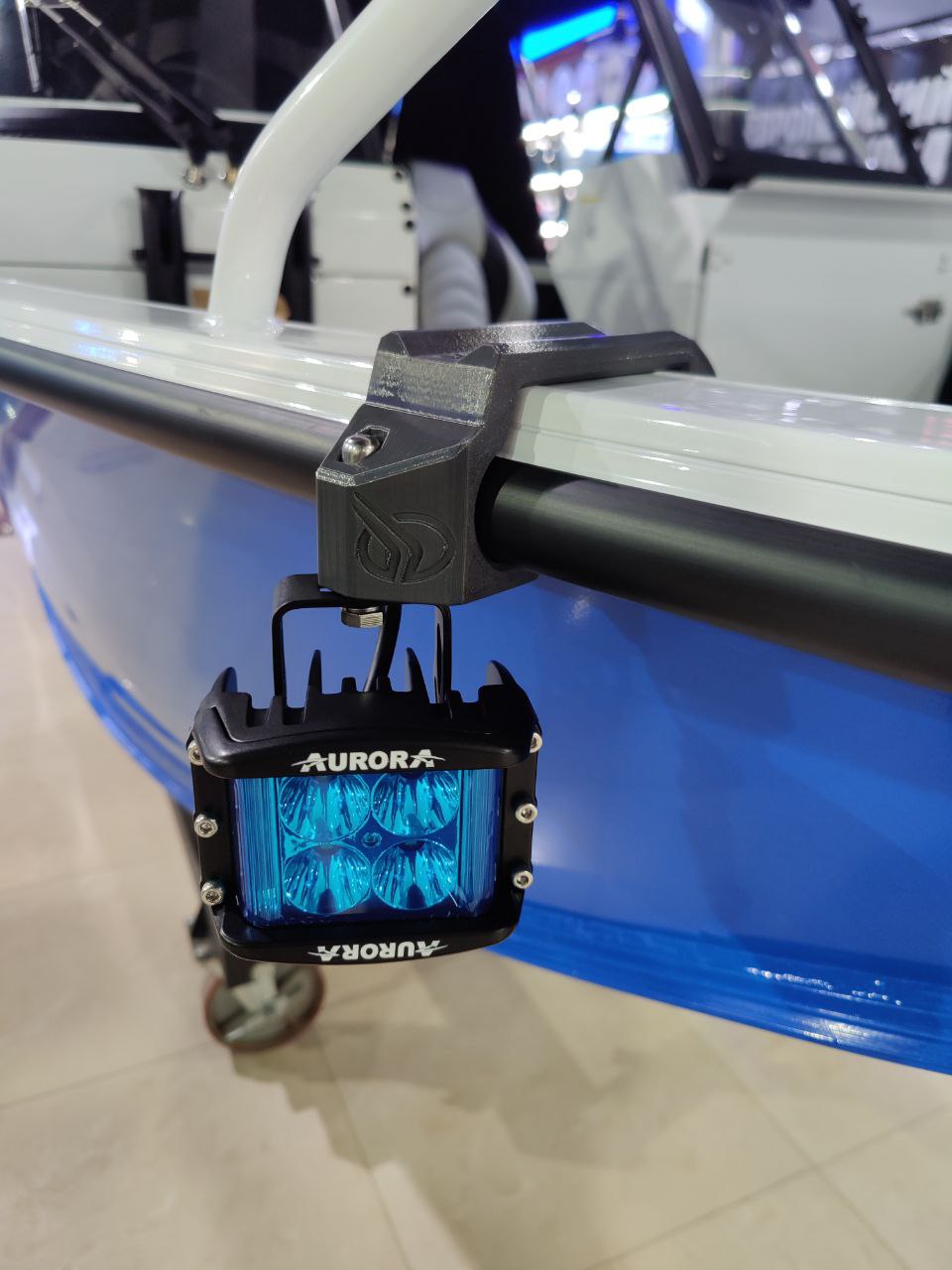 Крепеж носовых фар (к-кт 2шт) FishPro, Волжанка 46-50 (2025, рез. привальник) пластик, серый