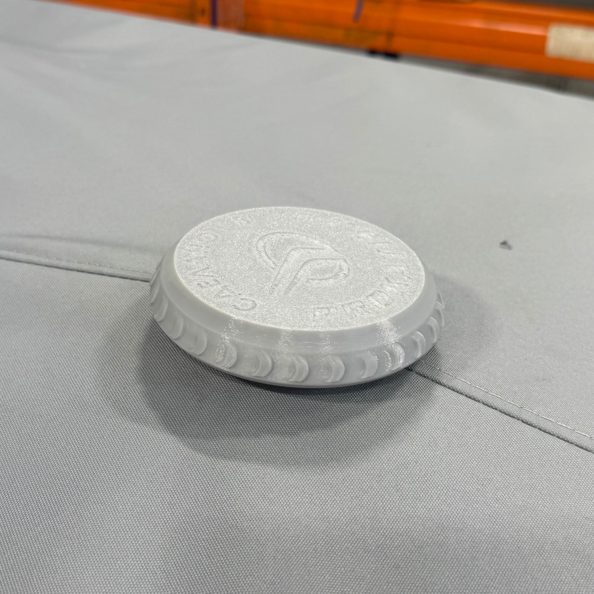 Вентиляционный клапан для стояночного тента (труба 22 мм), серый, Прокатись.ру