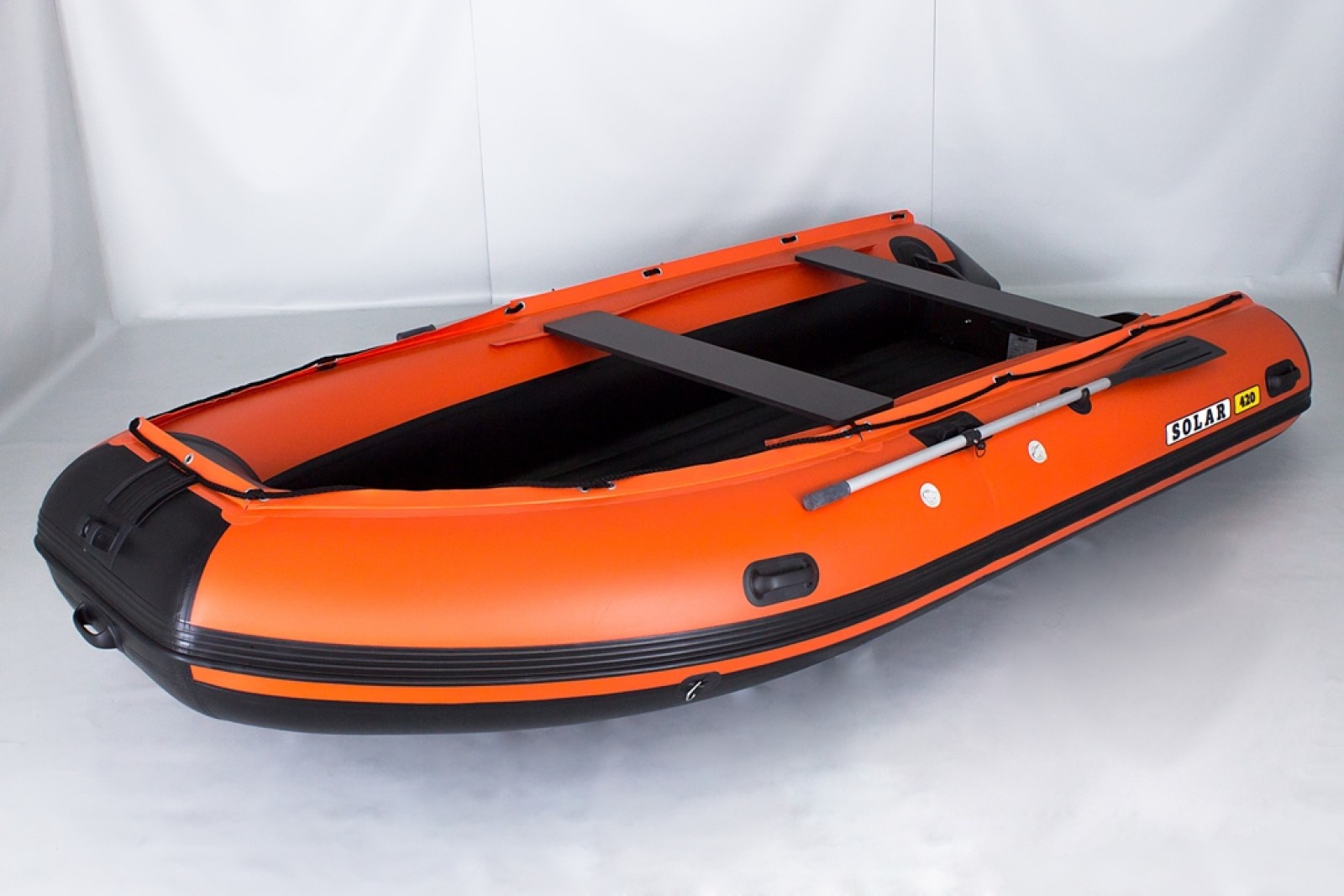 Лодка ПВХ Solar Максима-420К красный