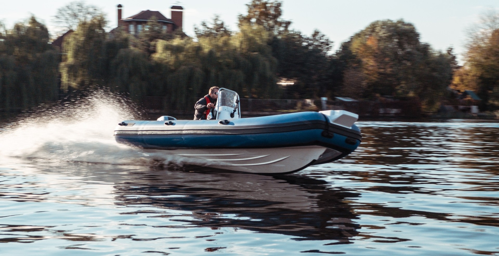 Лодка RIB Forza Marine Навигатор 520R (пустой) белый/оранжевый