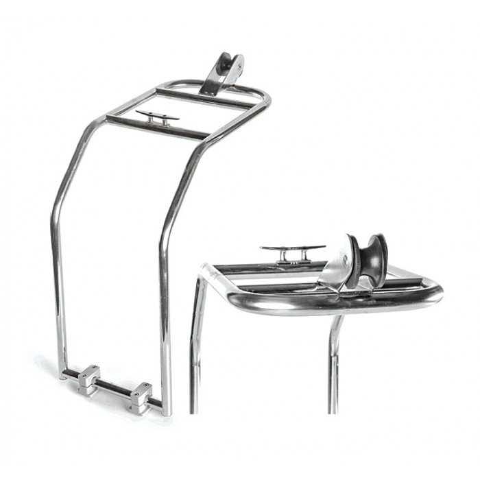 Консоль носовая якорно-швартовная большая