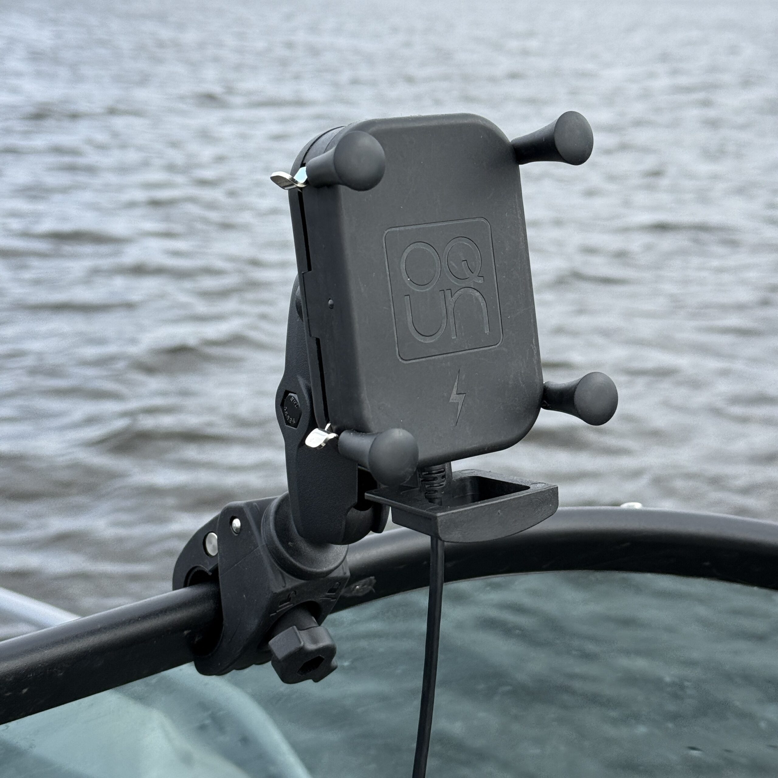 Держатель для телефона/беспроводное зарядное устройство, OQUN