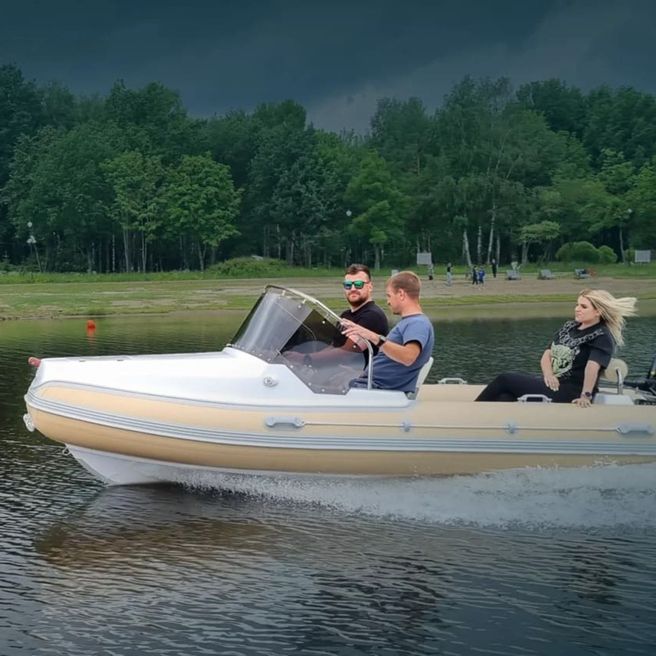 Лодка RIB Skylark Rider R450 бежевый (комплект №1)