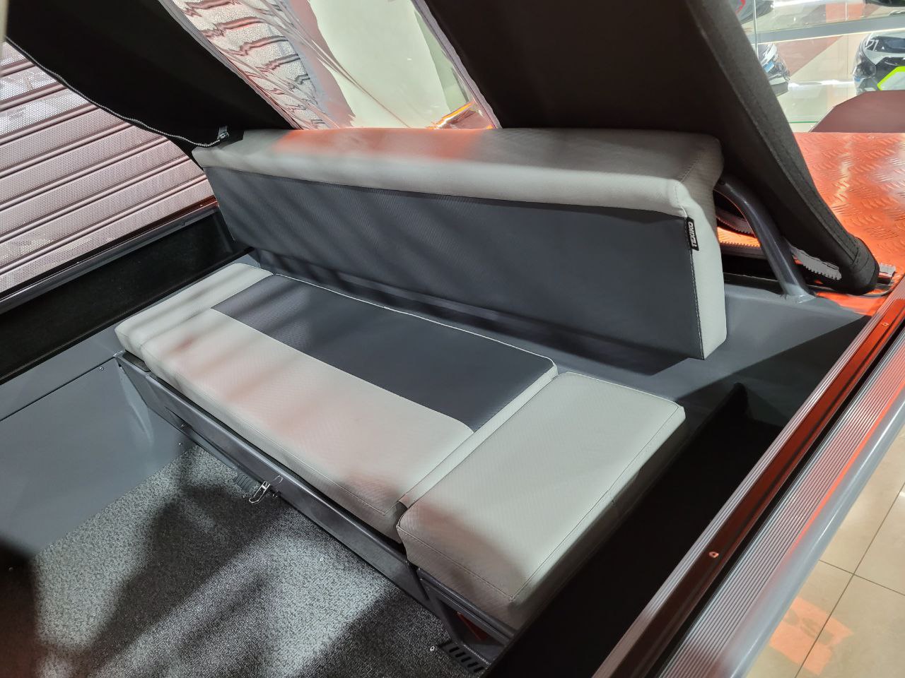 Накладки мягкие на задний диван и трубу V44