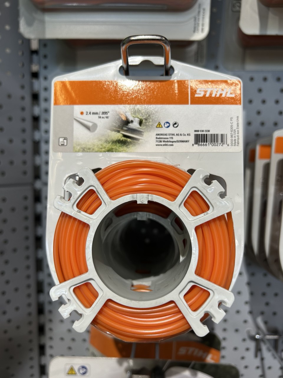 Леска для триммера Stihl круглого сечения 2,4 мм х 14 м Леска для триммера Stihl круглого сечения 2,4 мм х 14 м