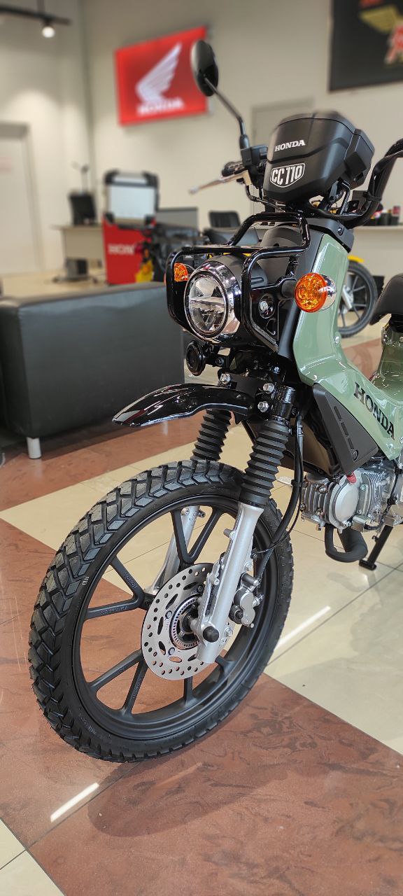 Переднее крыло CC110, черный (ABS Plastic)