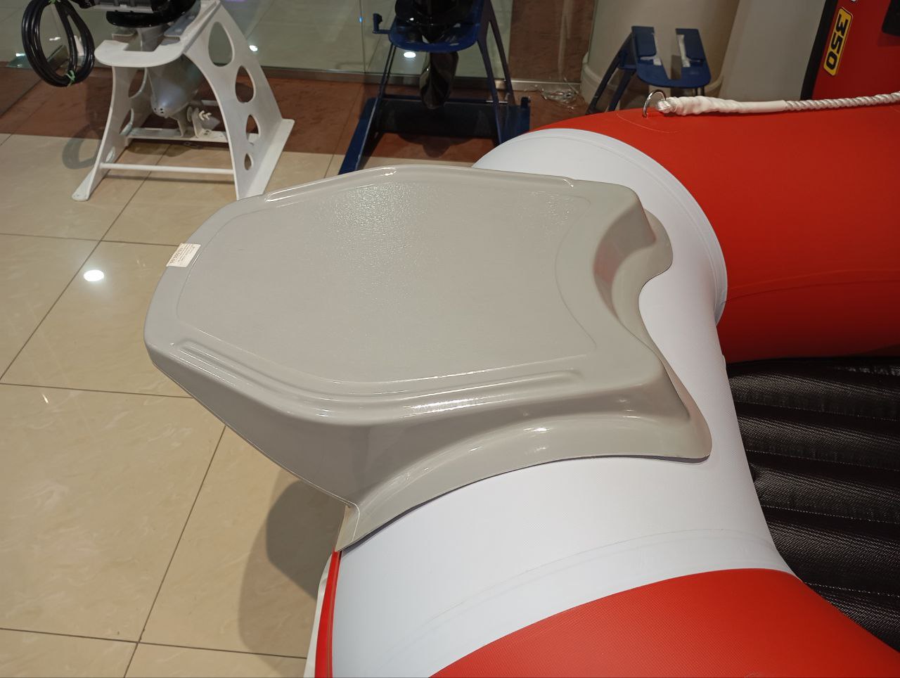 Носовой монтажный блок для лодок ПВХ, баллон 50 см, серый