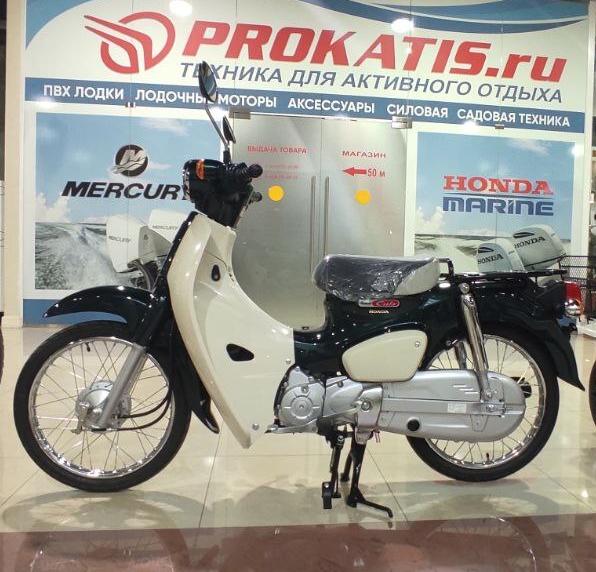 Скутер Honda Super Cub PGM-FI AA09 С ПРОБЕГОМ, зелено-белый