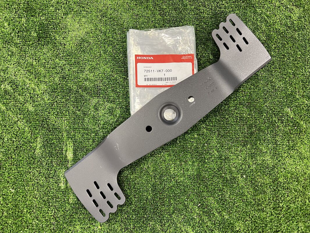 Нож для газонокосилки HRX 426 (нижний) 72511VK7000