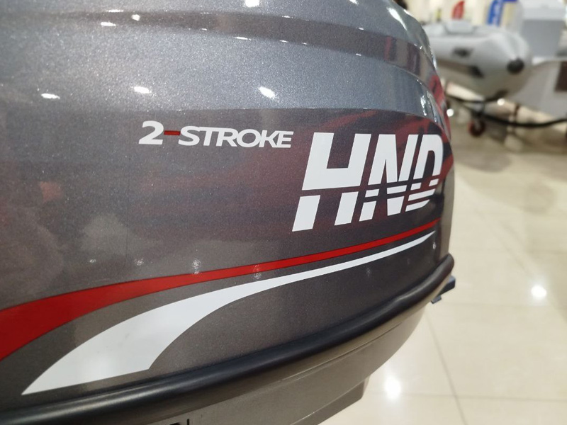 Универсальный лодочный мотор от компании HND