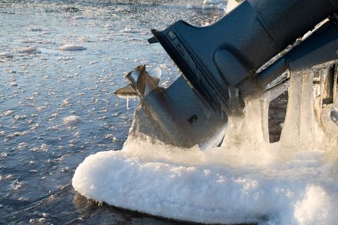 winter-outboard-2.jpg