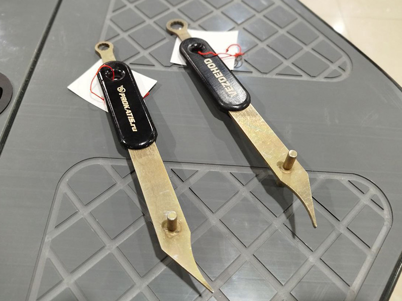 инструмент для ухода за водометной решеткой Vezdehod