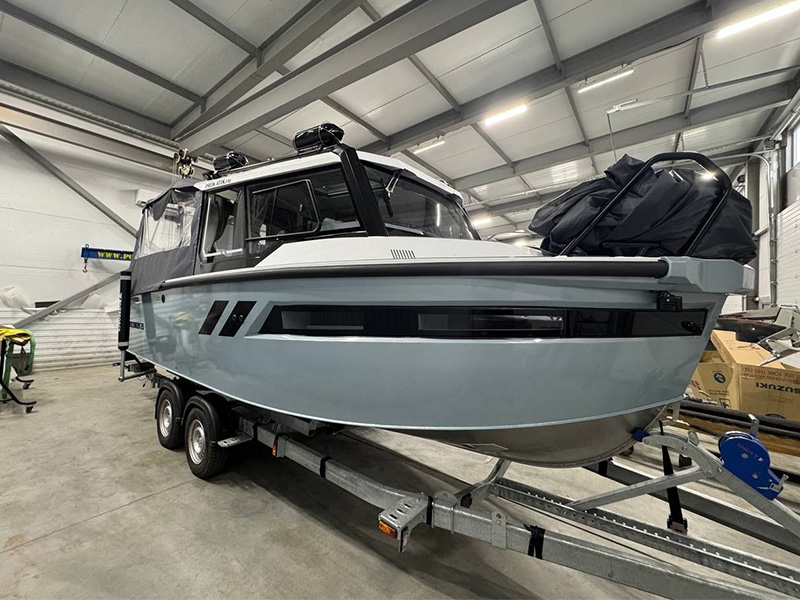 Катер VBOATS Discovery 23 Cabin