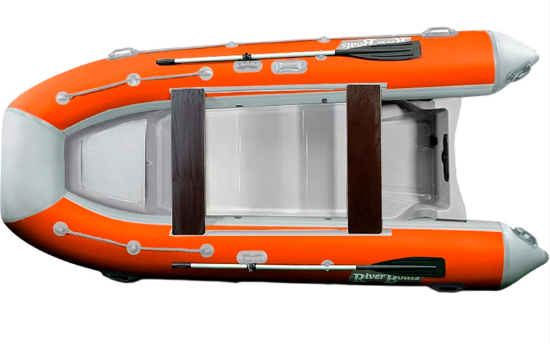 Лодка River Boats RB 380 в салоне