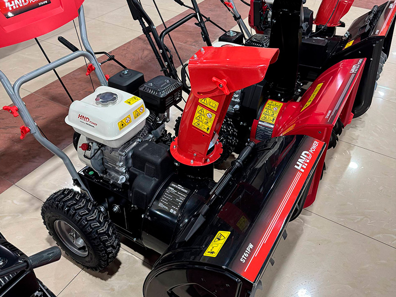 сколько стоит снегоуборщик в Москве