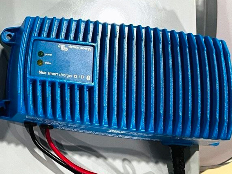 ЗУ Victron Energy Blue Smart цена