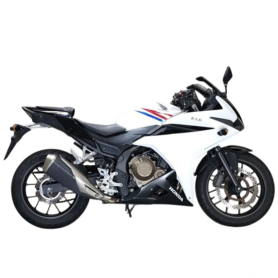 Мотоцикл Honda CBR400R черно-белый Мотоцикл Honda CBR400R черно-белый