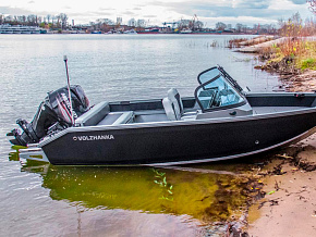 Акция! При покупке лодки «Volzhanka 46 Fish» с лодочным мотором - эхолот Lowrance Elite FS-9 в подарок!