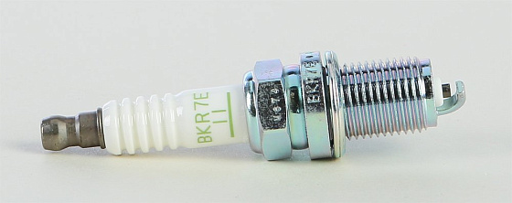 BKR7E-11 Свеча