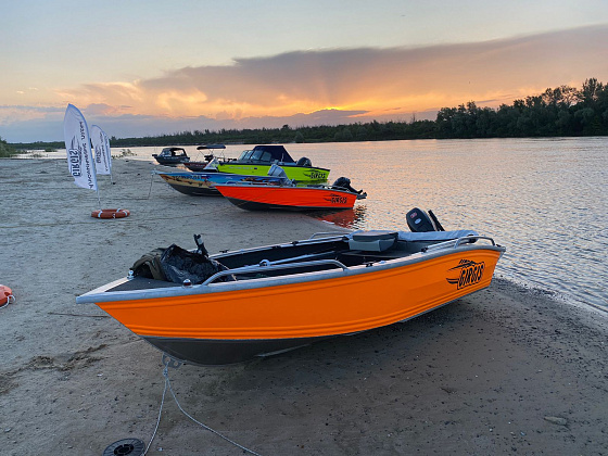 Катер Girgis 390