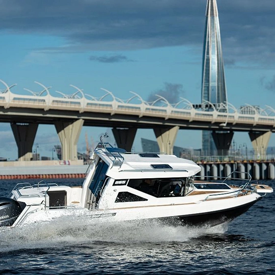 Катер NorthSilver STAR CABIN 655